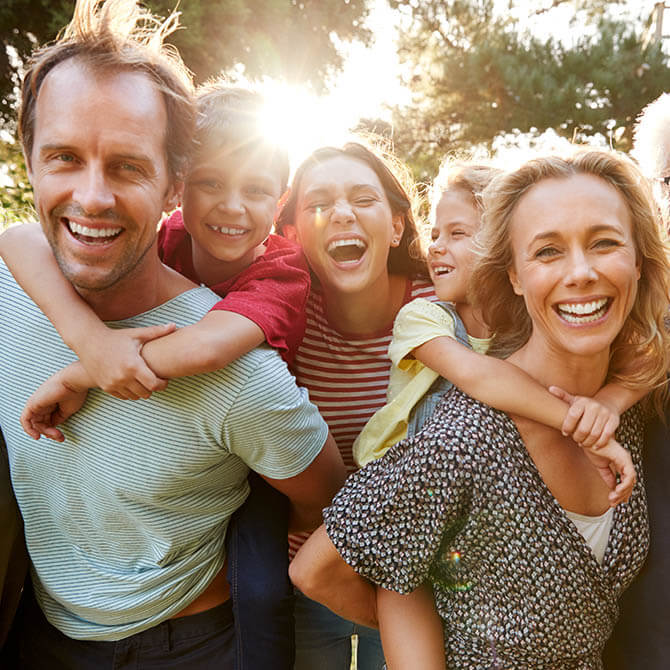 Keep Your Loved Ones Smiling With a Family Dentist in South Holland